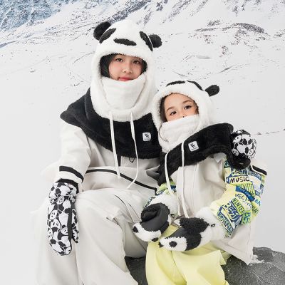 4. Qunature Panda Heat Transfer Ski Gloves Kids Size S - Black/White