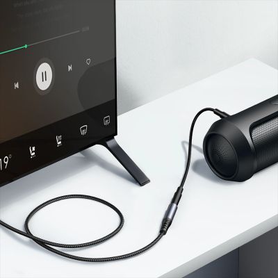 9. Joyroom stereo audio cable AUX 3.5 mm mini jack (male) - mini jack (female) 1.2 m black (SY-A09)