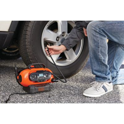 2. BDCINF18N Black+Decker Cordless Compressor