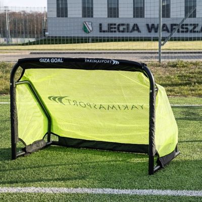 9. Yakima Giza 100809 Red Goal Net