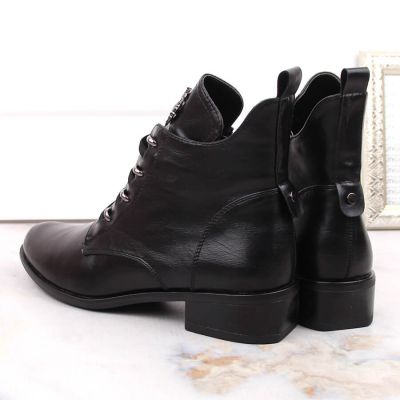 7. Jezzi W JEZ412A insulated flat ankle boots, black