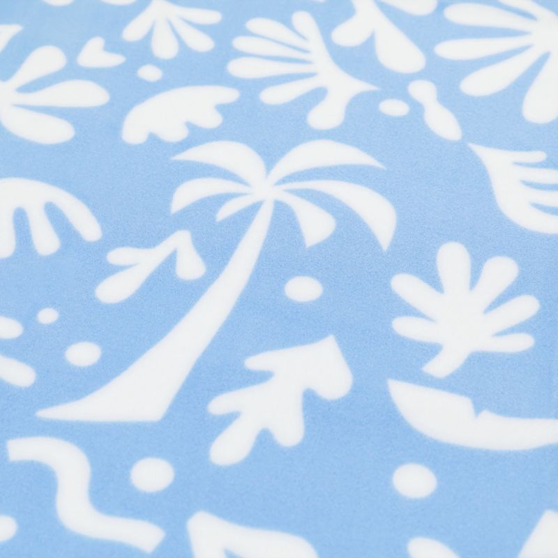 4. Spokey Breeze Picnic Blanket 150 x 170 cm SPK-944763