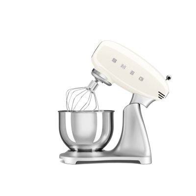 3. SMEG SMF04CREU Kitchen Machine