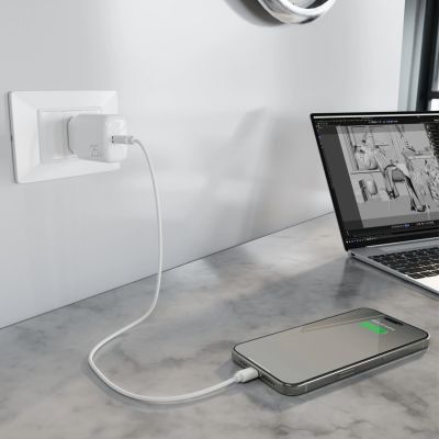 8. Puro Daily Prolite 25W USB-C Power Delivery Charger - White