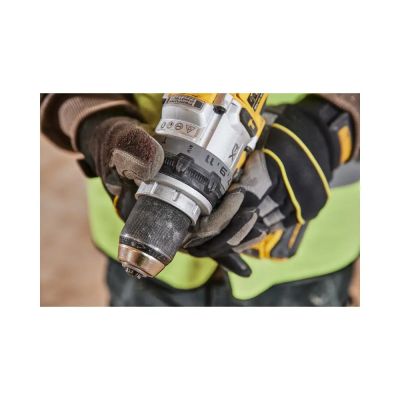6. 18v xr drill driver with impact 169nm 1x8ah