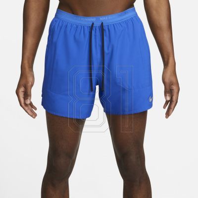 10. Nike Dri-FIT Stride M DM4755-480 Shorts