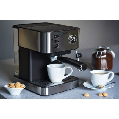 3. Blaupunkt CMP312 pressure coffee machine, 850W