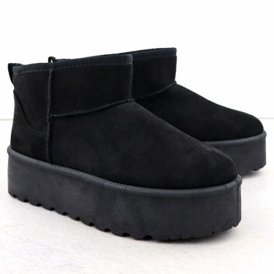 10. Women's black suede snow boots Potocki 16322