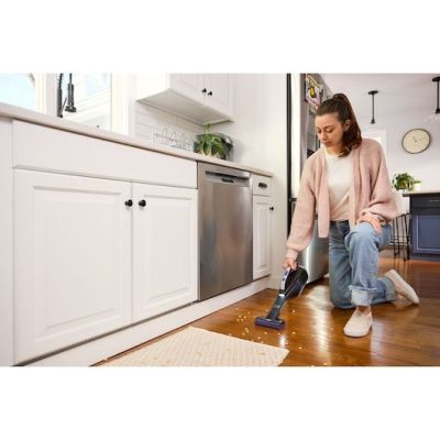 4. Handheld vacuum cleaner DVD320BP-QW BLACK+DECKER
