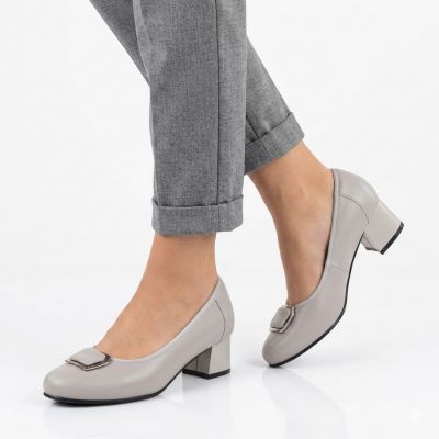 6. Suede Chelsea boots on the Potocki W WOL105C platform, brown