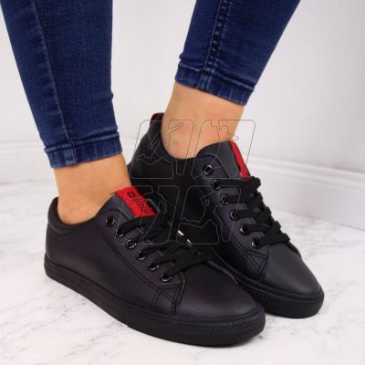 3. Low-top sneakers with eco leather Big Star W DD274687 black