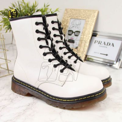 4. Insulated leather boots Filippo W PAW77B white