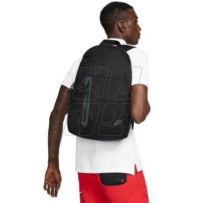 4. Backpack Nike Elemental Premium DN2555 010