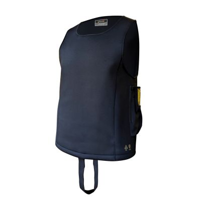 27. GLOVII WATERPROOF, HEATED SURFING VEST, COMPLETE WITH GMV1L BATTERY