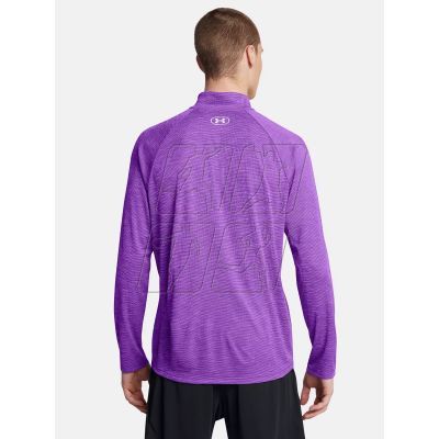 4. Under Armour T-shirt M 1382797-525