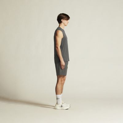 8. Craft Adv Essence 2-in-1 Shorts 2 M 92800660242