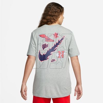 3. Nike Sportswear T-shirt FD1320-063