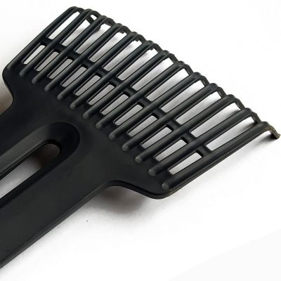 7. GARDEN RAKE 55CM