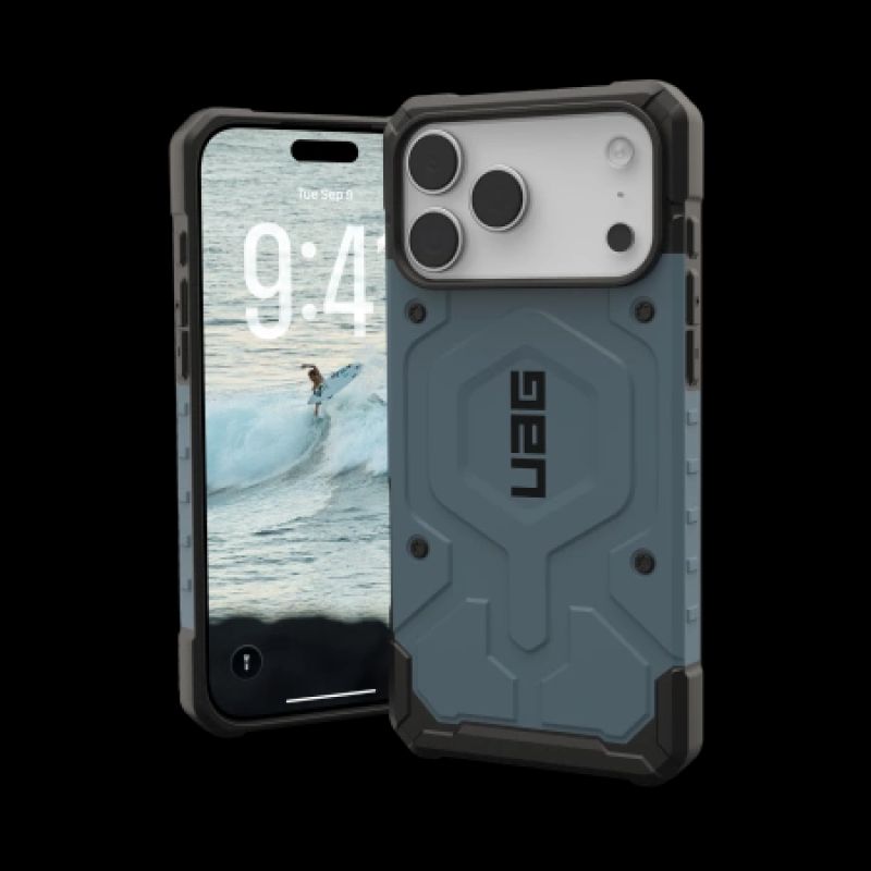 UAG Pathfinder MagSafe case for iPhone 17 - black