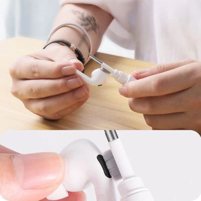 5. Tech-Protect CS02 3-in-1 Headphone Cleaning Kit - White