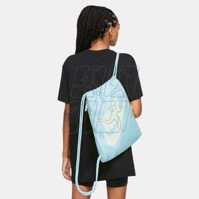 6. Nike Heritage Drawstring Bag DC4245-476