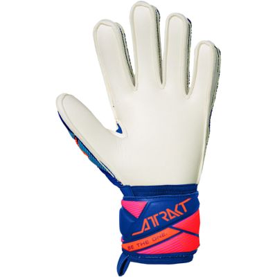 3. Reusch Attrakt Advance Junior Gloves 56 72 215 4126