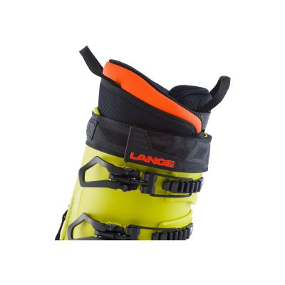 7. Lange XT3 TOUR SPORT ski boots