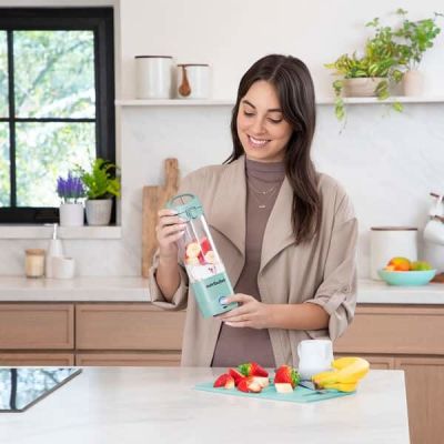 6. Nutribullet NBP003LBL Portable Blender, Light Blue