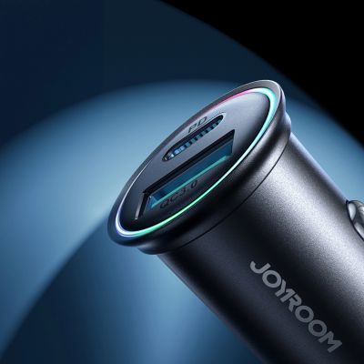 7. Joyroom JR-CCN04 60W USB-A USB-C mini charger - black