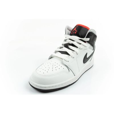 3. Nike Air Jordan 1 women's high-top sports shoes fashionable sneakers white black