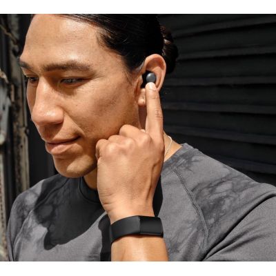 8. Fitbit Charge 6 activity tracker with silicone uendelighedsband, obsidian, Bluetooth, NFC, 37.64 g
