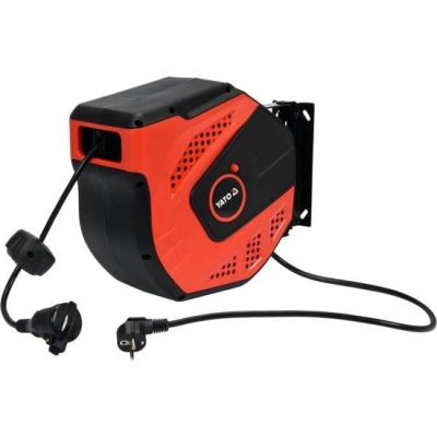 17. YT-81221 YATO 20m extension cord on a reel