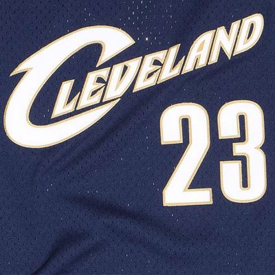 10. Mitchell &Ness Cleveland Cavaliers NBA Swingman Jersey Lebron James M SMJYGS18156-CCANAVY08LJA