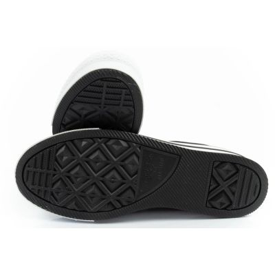 9. Converse women's Chuck Taylor All Star sneakers black