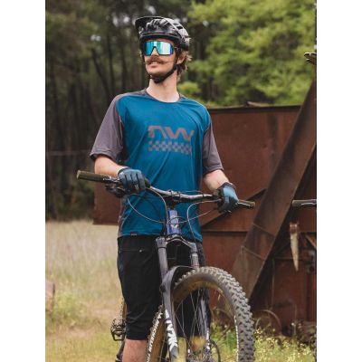 3. NORTHWAVE Edge Jersey Short Sleeve Cycling Jersey - Blue/Black