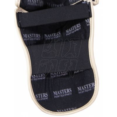 6. Masters NS-Vintage 11556-VM shin pads