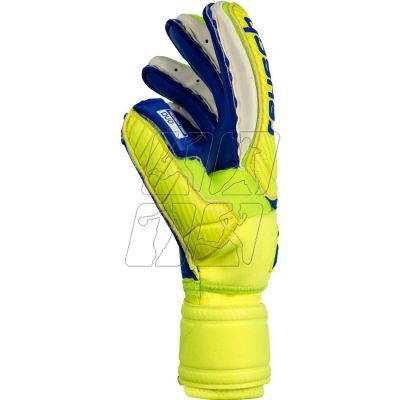 3. Goalkeeper gloves Reusch Attrakt Duo Ortho-Tec M 52 70 050 2199