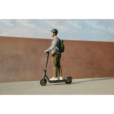 5. Ninebot by Segway KickScooter MAX G2 D 20 km/h Black 15.3 Ah