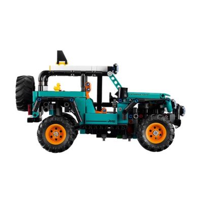 5. LEGO Technic 42227 - Jeep Wrangler Rubicon SUV