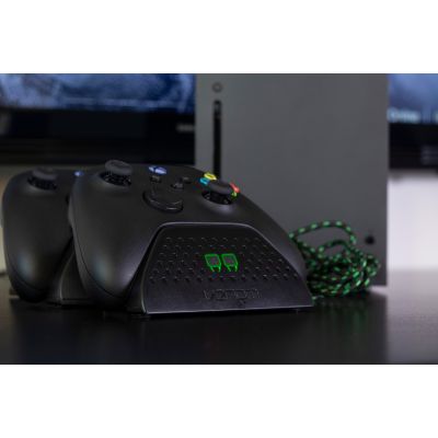 12. Venom VS2881 Game Console Part/Accessory Docking Station