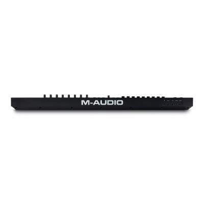 7. M-AUDIO Oxygen PRO 61 - Keyboard Controller
