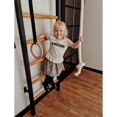 23. WOODEN AND METAL GYMNASTIC WALL BAR WITH WOODEN BAR AND ACCESSORIES BENCHK 221B A076
