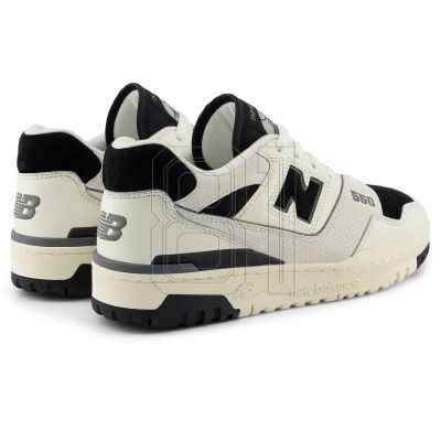 16. New Balance unisex BB550LEG shoes