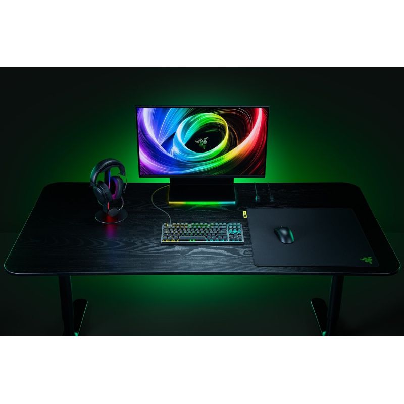 6. Razer Huntsman V3 Tenkeyless 8KHz Gaming Keyboard USB QWERTY English Black