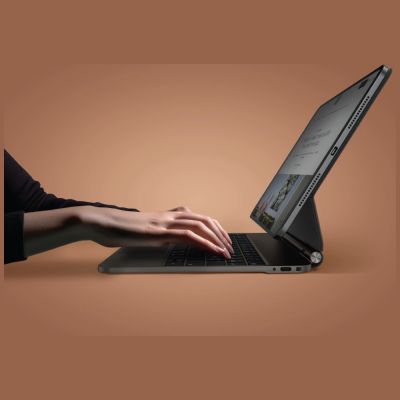 4. Uniq Venno Pro Magnetic Smart Keyboard Case for iPad 11" 2025 / iPad Air 11" 2024 / 2025 / iPad Pro 11" 2018 / 2020 / 2021 / 2022 / 2024 - Brown