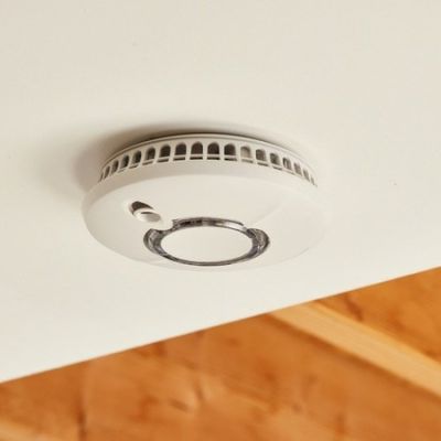 6. Yale Smoke Detector - Siren adjustable up to 85 dB