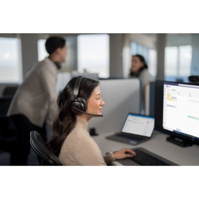 55. Kensington H3000 Bluetooth Over-Ear Headphones