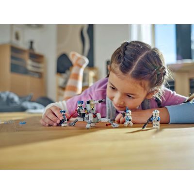 5. LEGO Star Wars 75345 501st Legion Clone Trooper Battle Pack