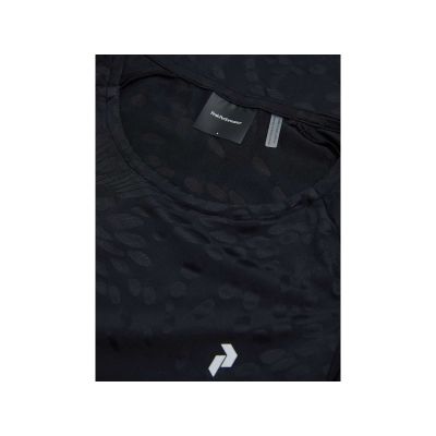 4. PEAK PERFORMANCE W Discover T-Shirt, Black