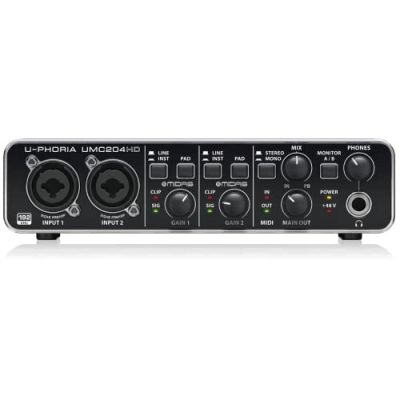 11. Behringer UMC204HD – USB Audio Interface